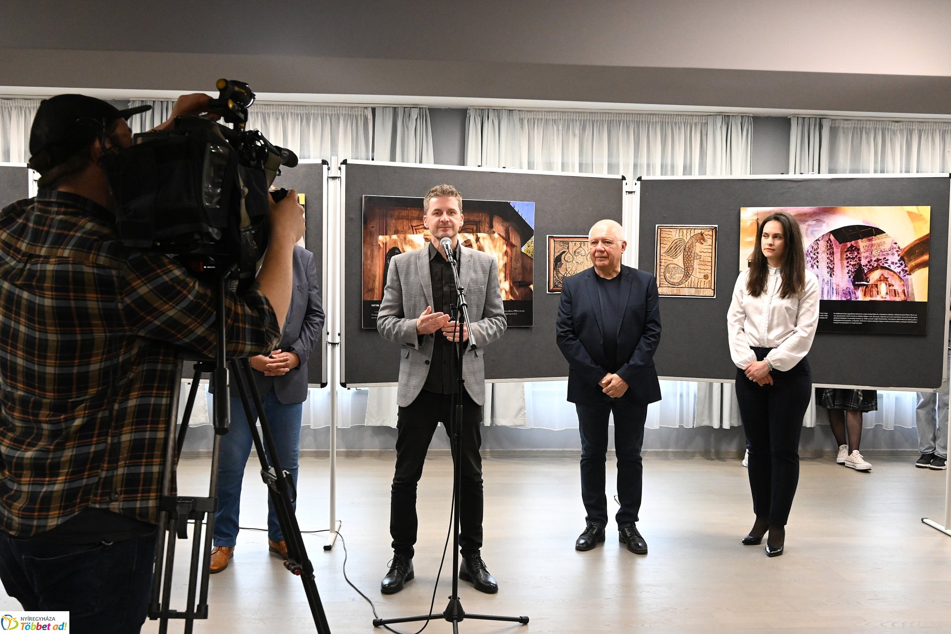 Búvó örökség - Csutkai Csaba fotókiállítása a Kállay Gyűjteményben