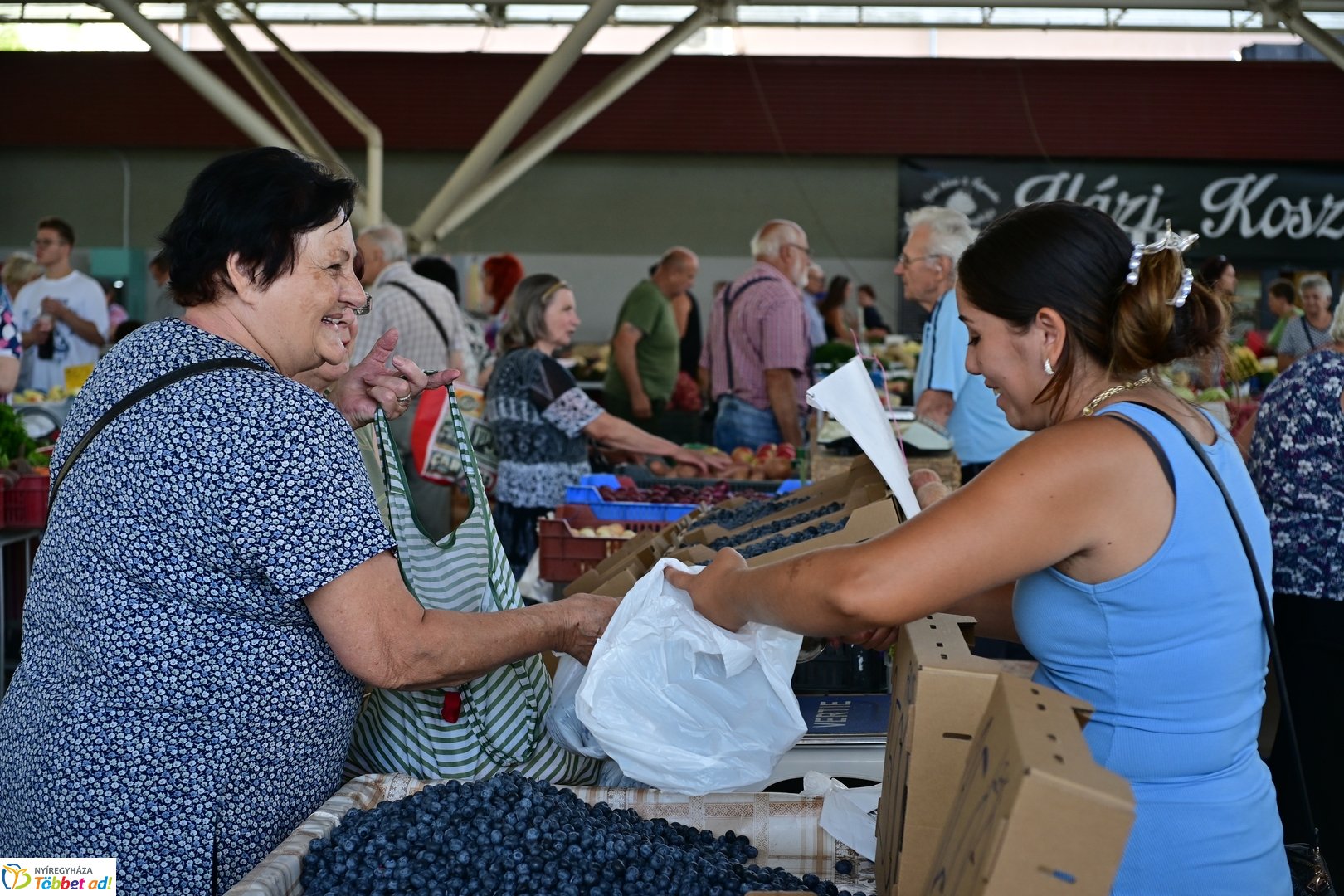 Búza téri piac 2025 júliusában