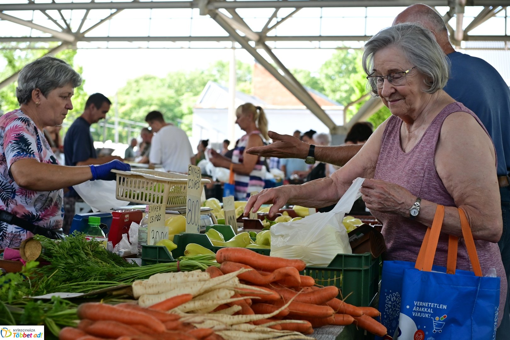 Búza téri piac 2025 júliusában