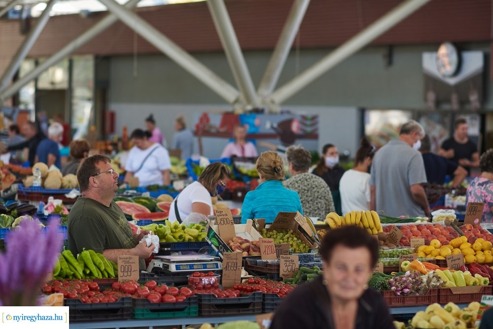 Búza téri piaccsarnok 20200715