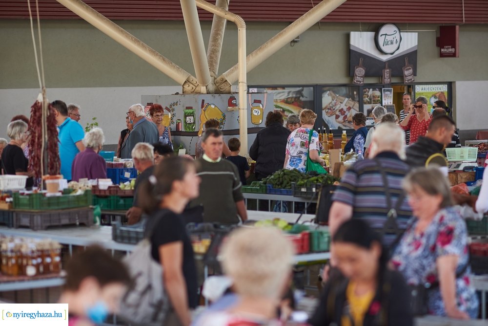 Búza téri piaccsarnok 20200715