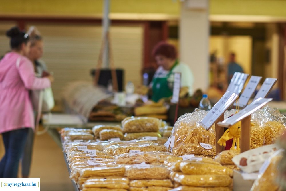 Búza téri piaccsarnok 20200715