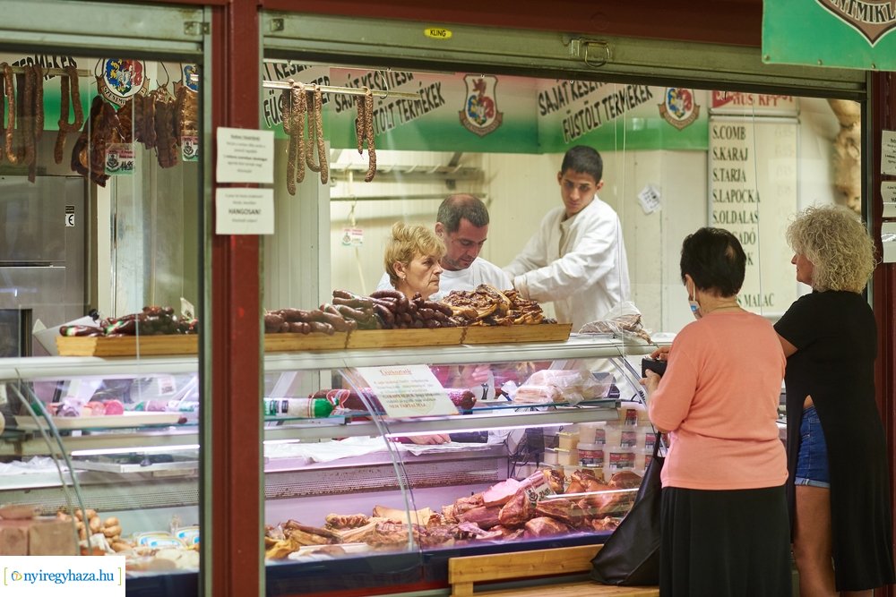 Búza téri piaccsarnok 20200715