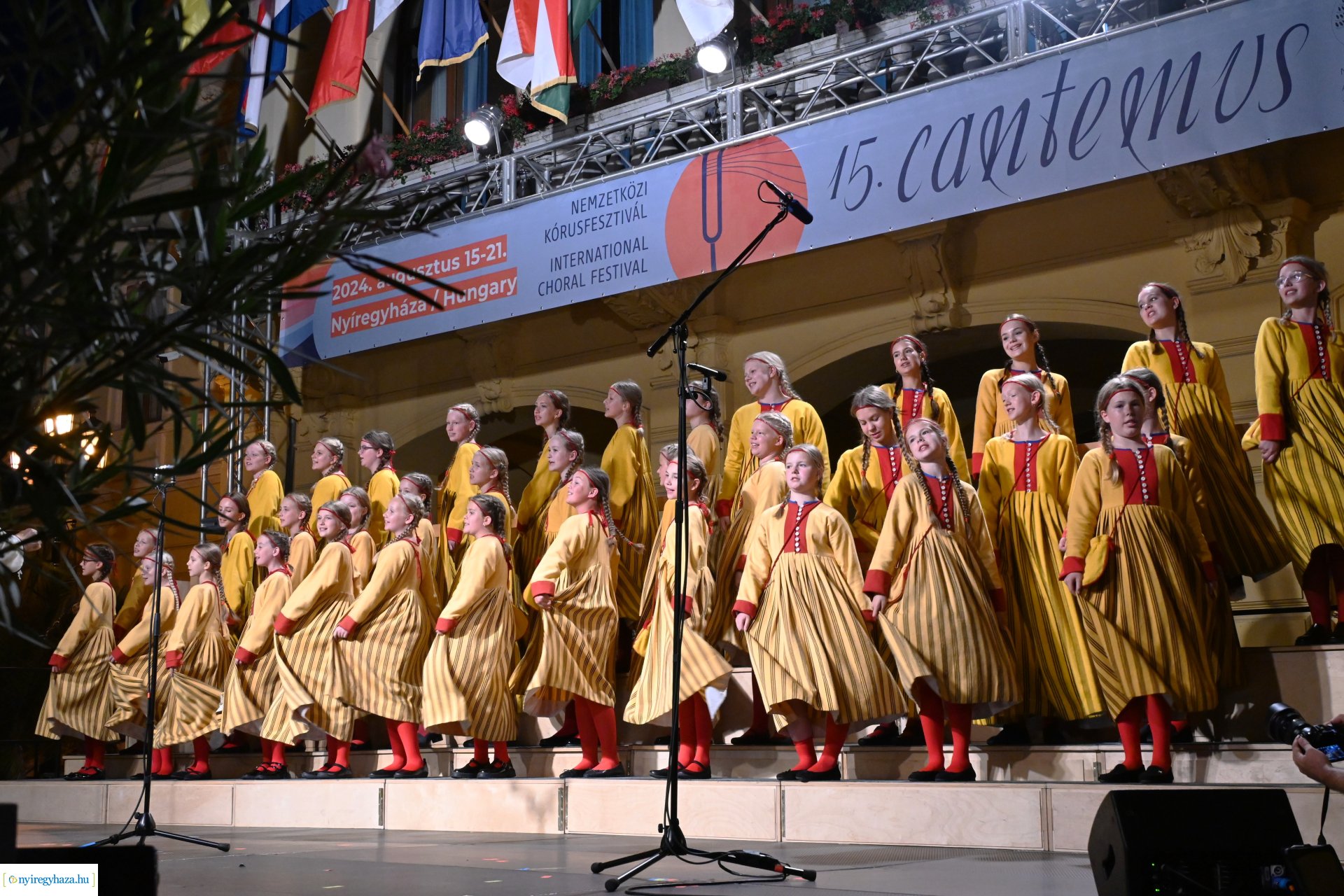 Cantemus Kórusfesztivál 2024 - Folklór est a Kossuth téren