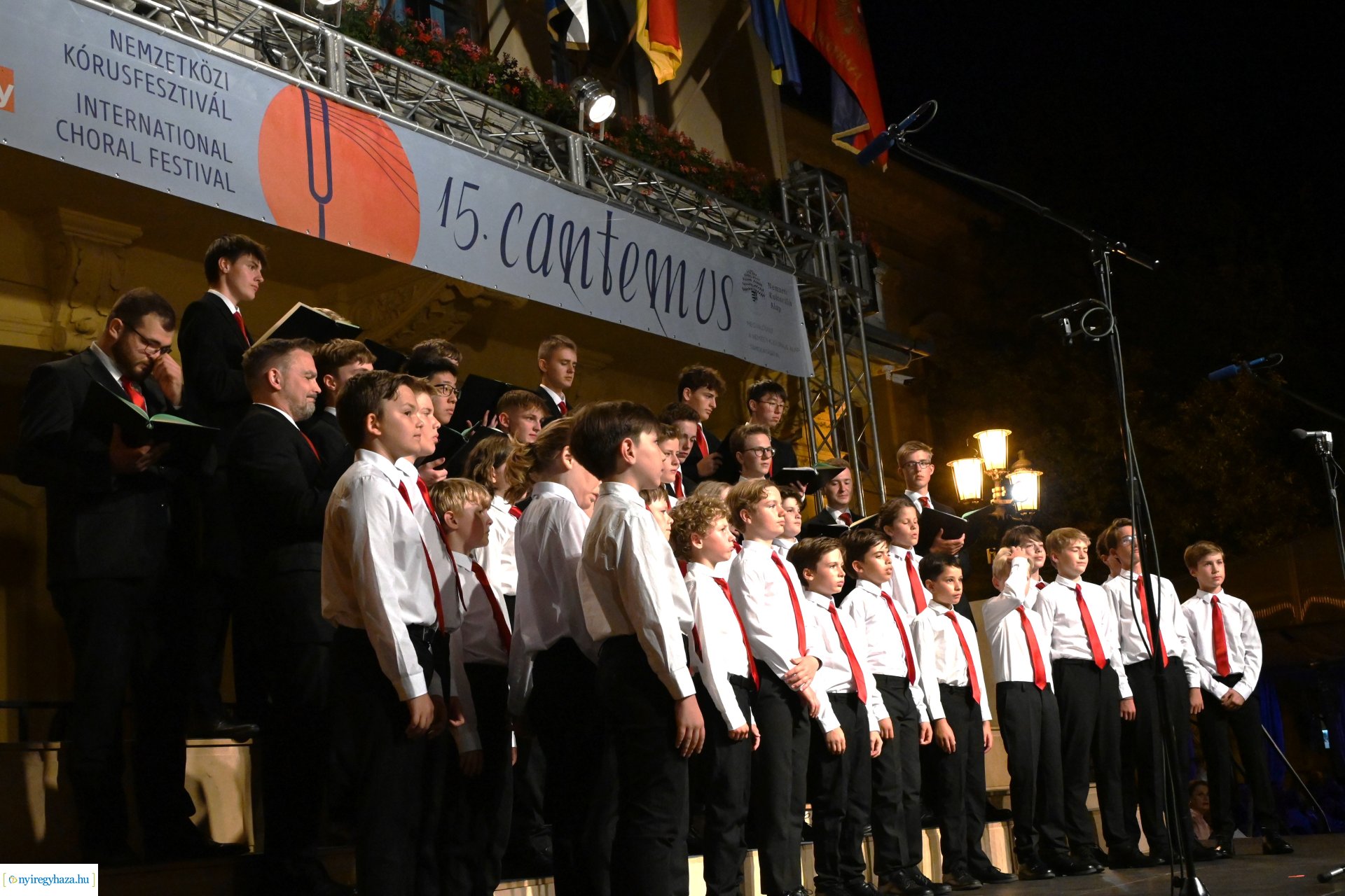 Cantemus Kórusfesztivál 2024 - Folklór est a Kossuth téren