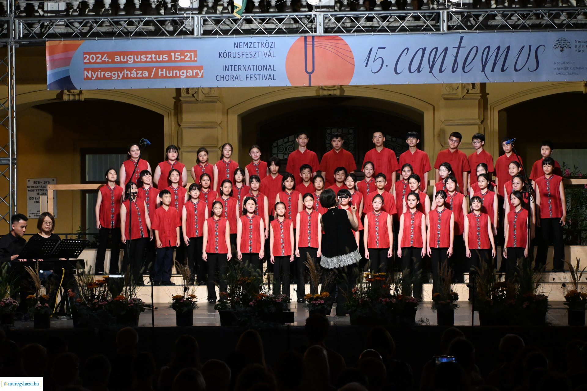 Cantemus Kórusfesztivál 2024 - Folklór est a Kossuth téren