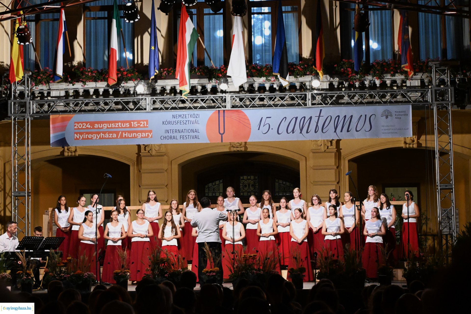 Cantemus Kórusfesztivál 2024 - Folklór est a Kossuth téren