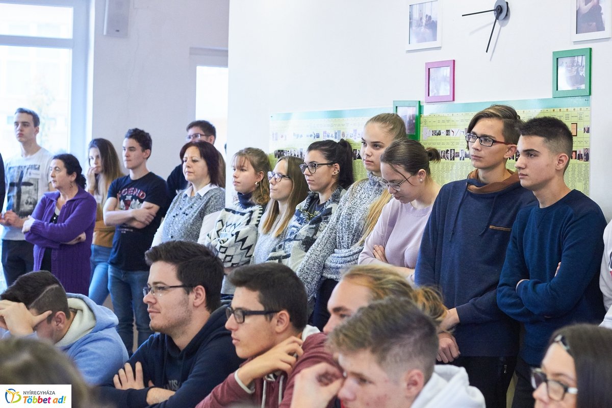 Cinkos, aki néma - kiállítás a Bethlen Gábor iskolában