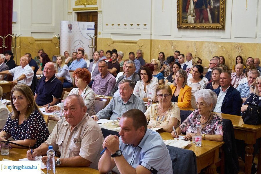 Civil fórum a Megyeházán 20220913