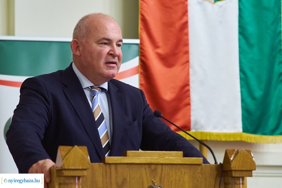 Civil fórum a Megyeházán 20220913