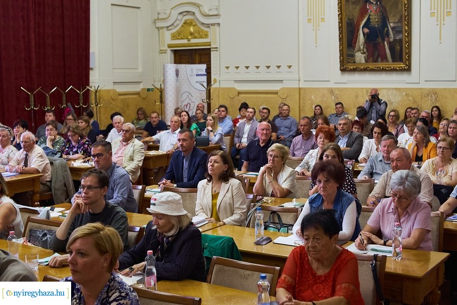 Civil fórum a Megyeházán 20220913