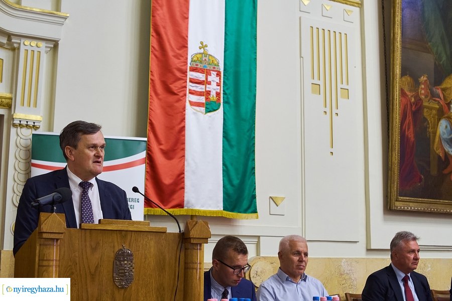Civil fórum a Megyeházán 20220913