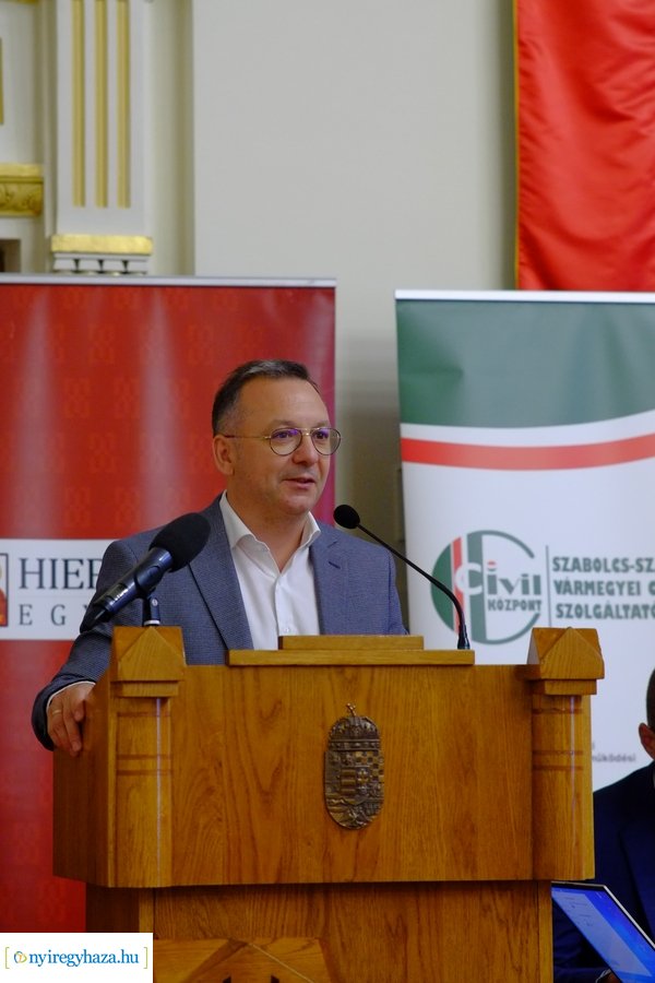 Civil fórum a Megyeházán - 20230912