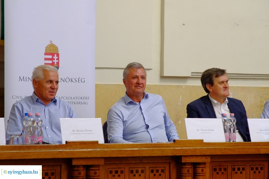 Civil fórum a Megyeházán - 20230912