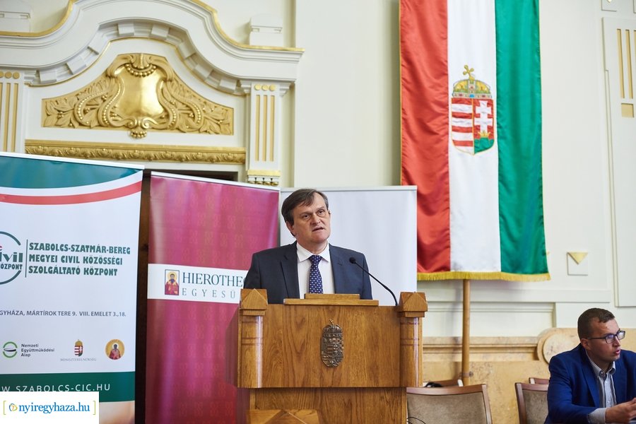 Civil fórum Nyíregyházán
