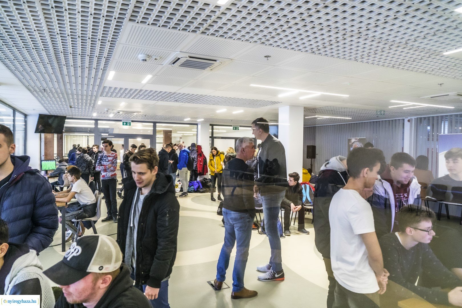  Continental E-sport Kupa