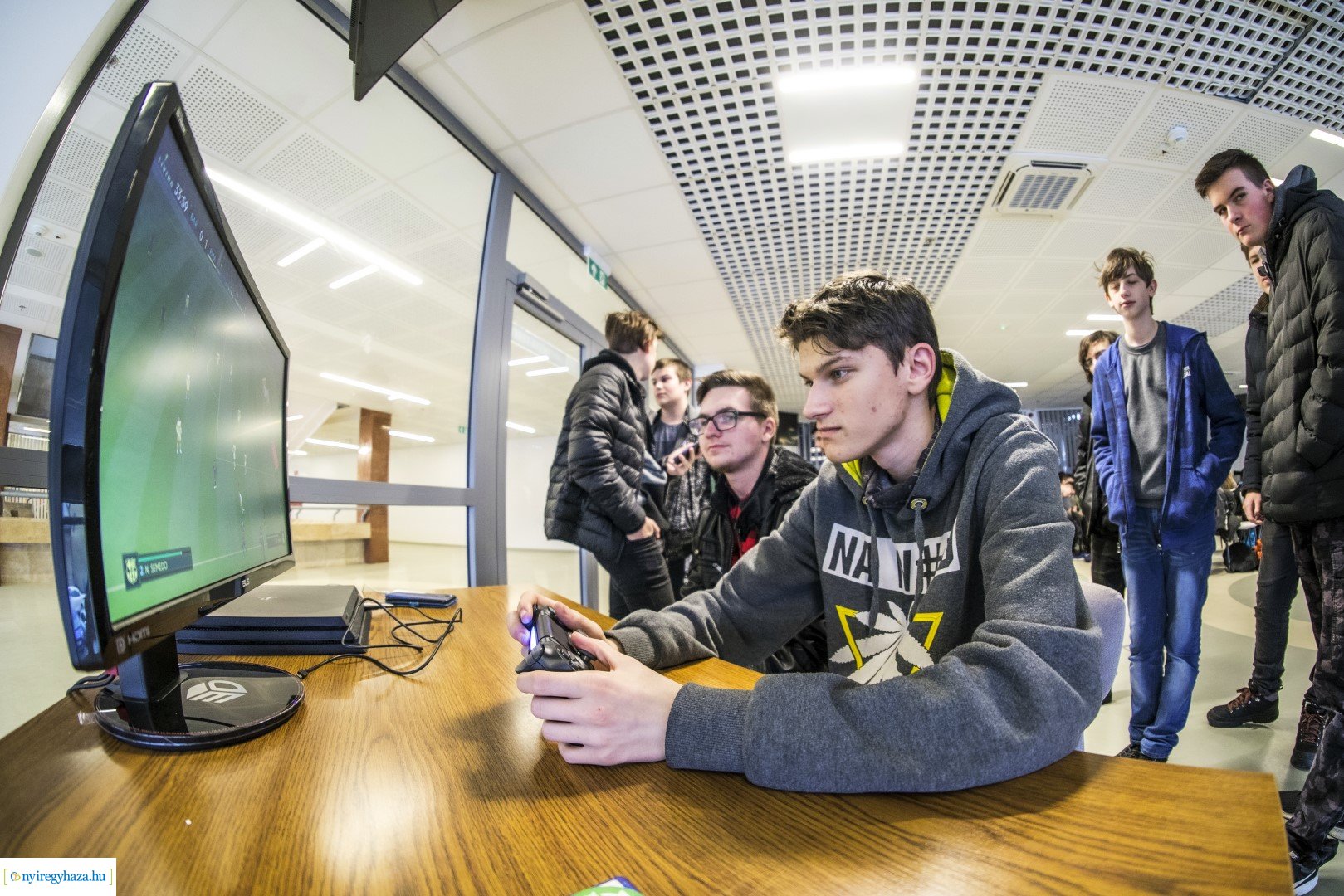  Continental E-sport Kupa