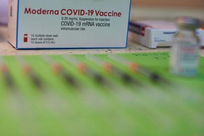 COVID-19 elleni védőoltás a háziorvosoknál