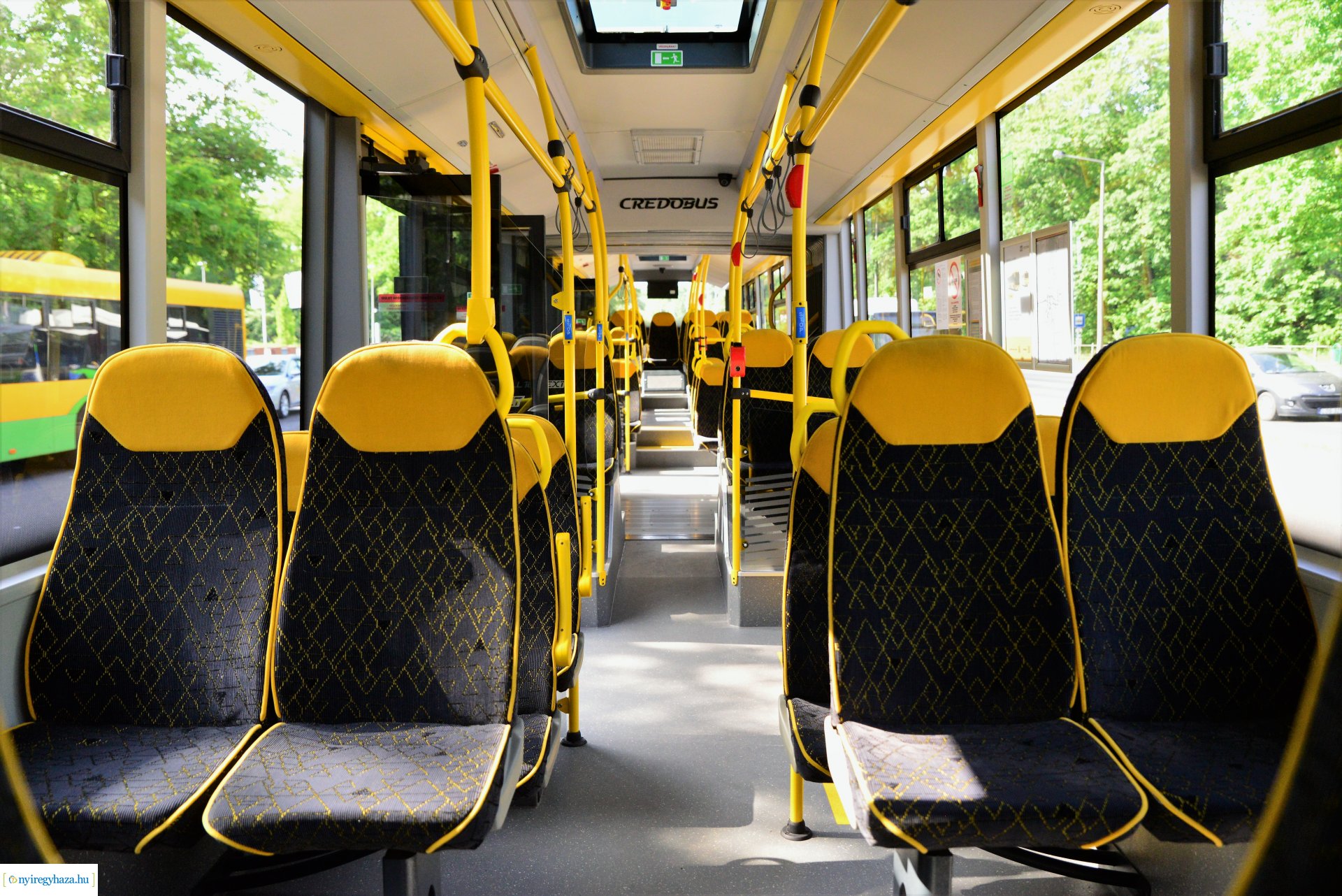 Credobuszt tesztelnek Nyíregyházán
