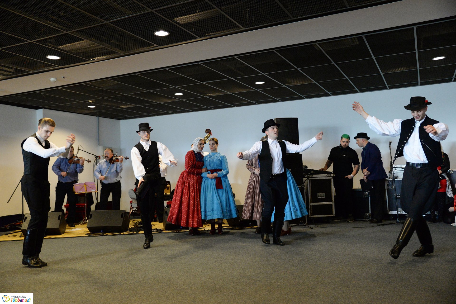 Családban marad - Országos Táncház találkozón lépett fel az Ágoston család