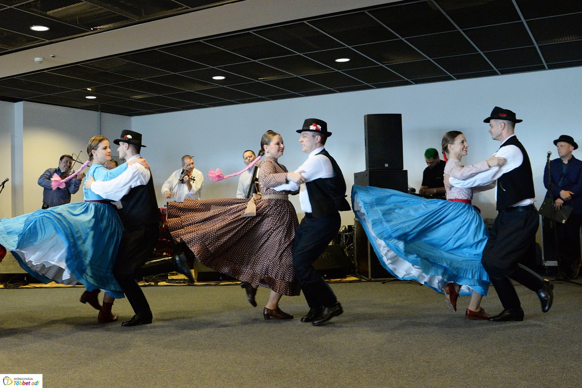 Családban marad - Országos Táncház találkozón lépett fel az Ágoston család