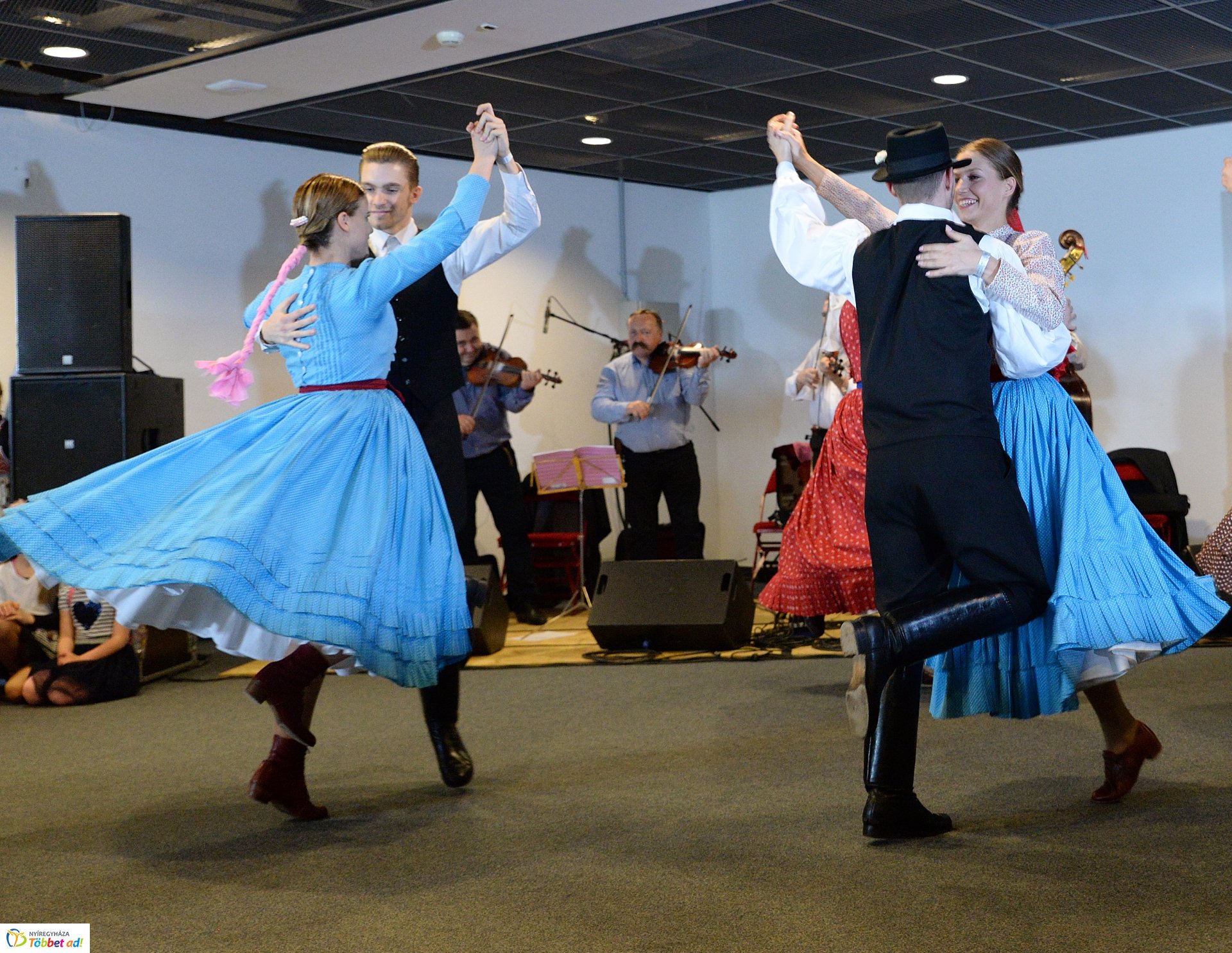 Családban marad - Országos Táncház találkozón lépett fel az Ágoston család