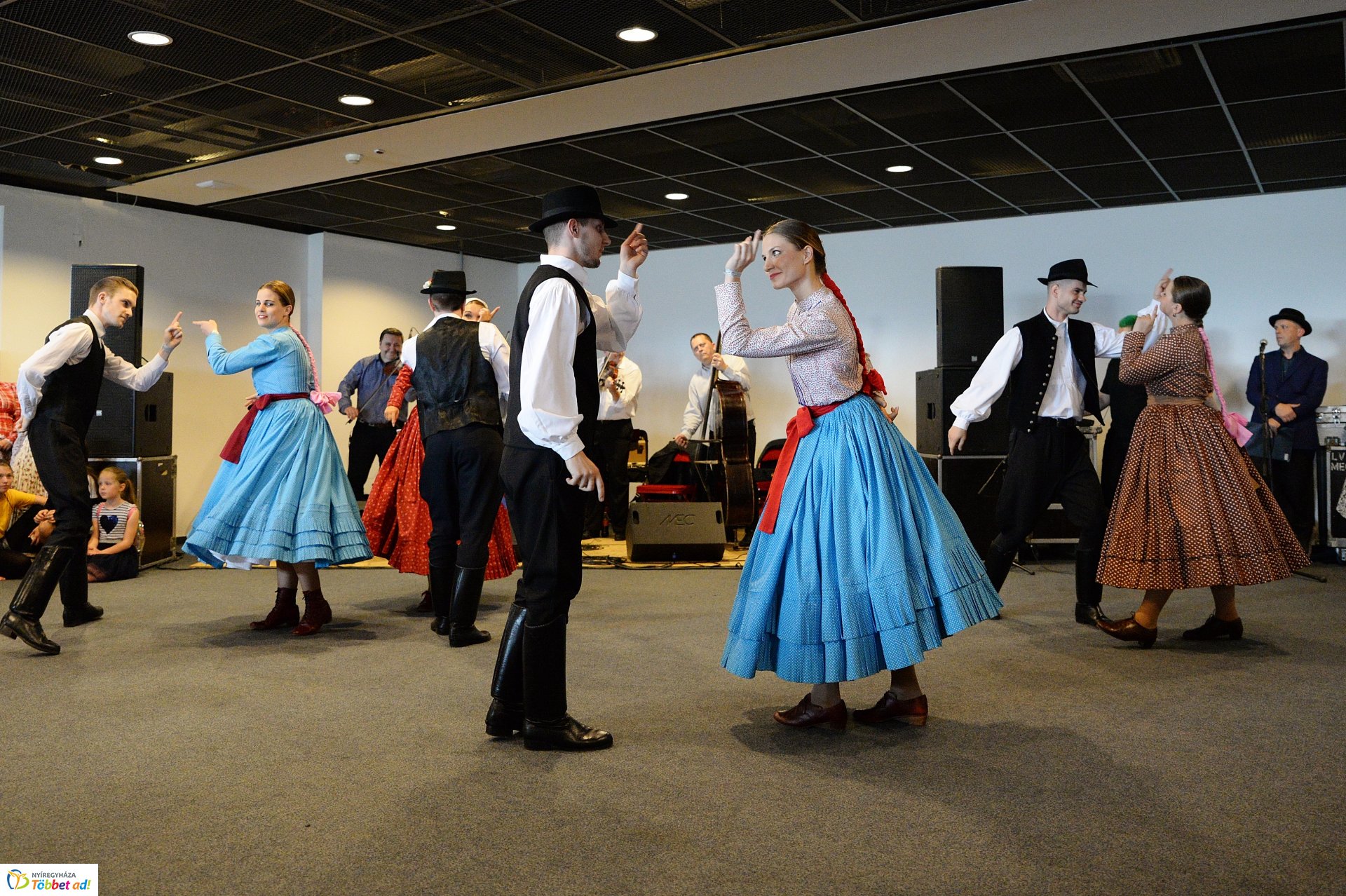 Családban marad - Országos Táncház találkozón lépett fel az Ágoston család