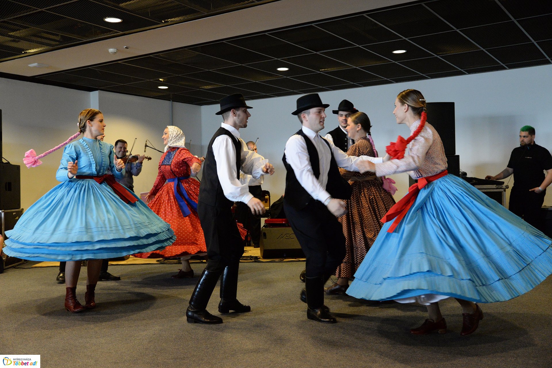 Családban marad - Országos Táncház találkozón lépett fel az Ágoston család