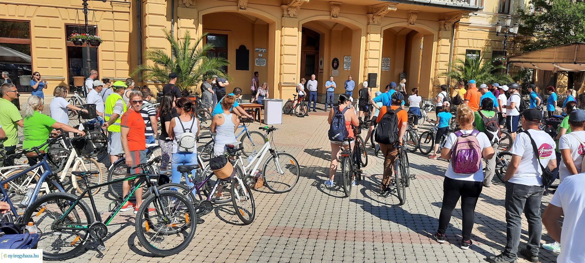 Családbarát programok a hivatal dolgozói és az önkormányzati cégek munkavállalói számára