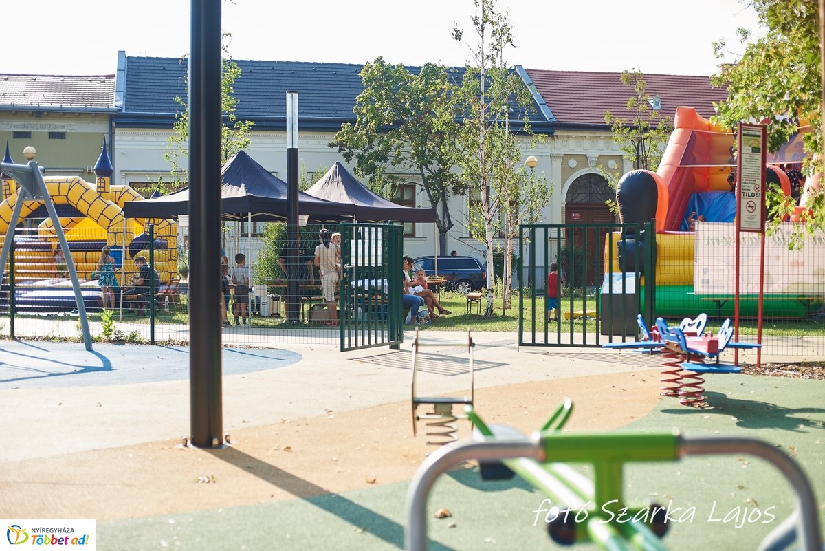 Családi nap a Benczúr téren