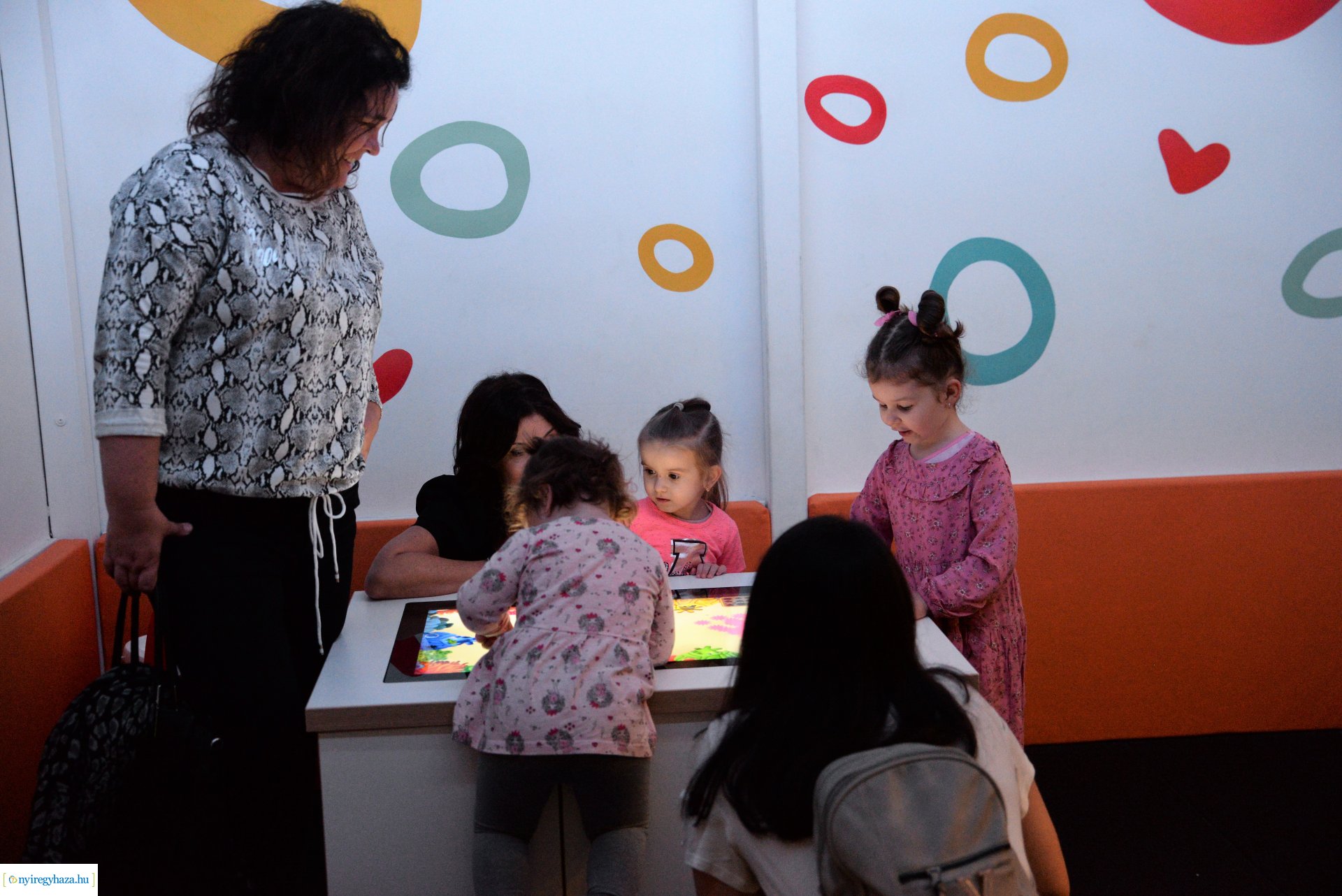 Családi nap az ukrán menekült gyerekekért a Csodavárban