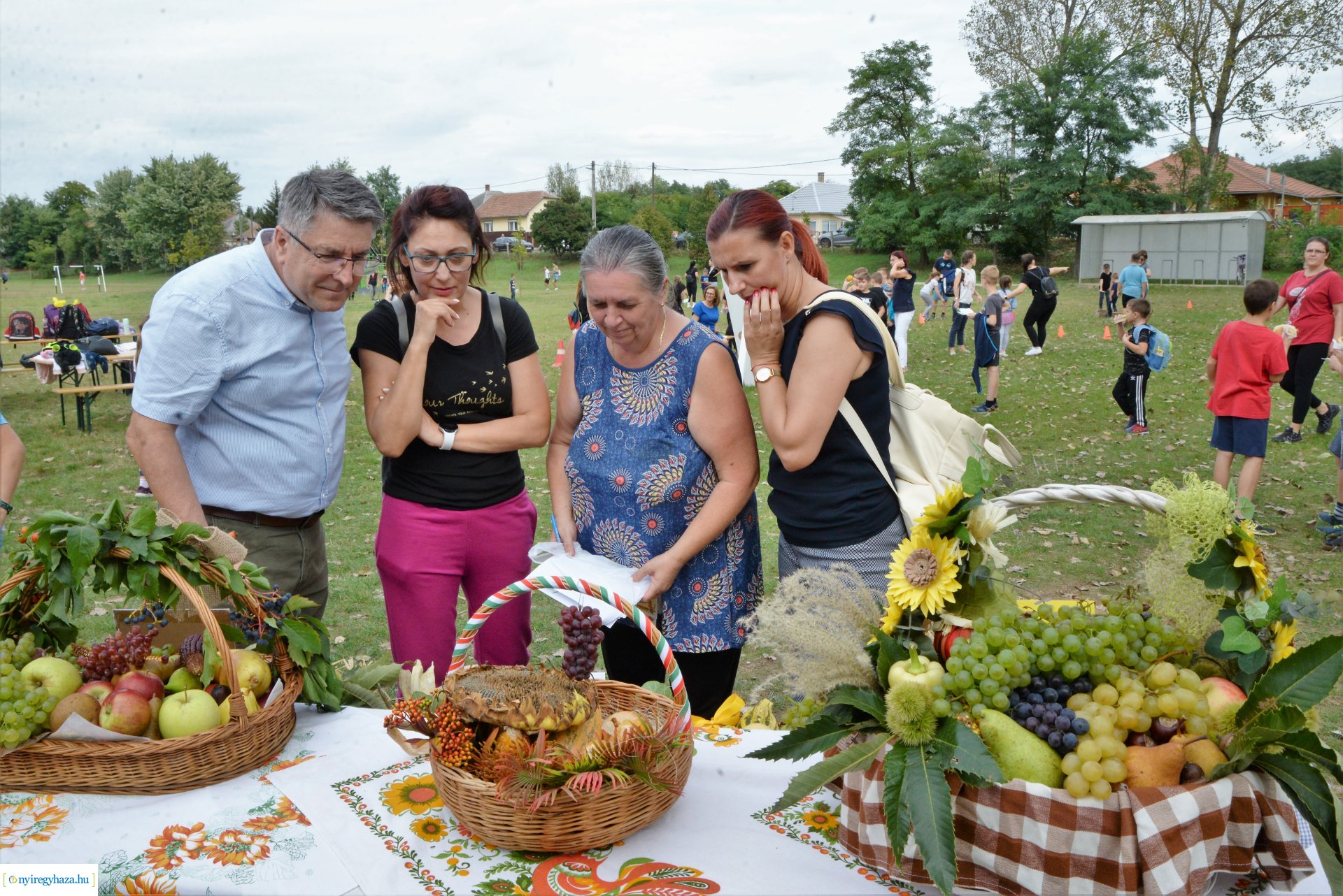 Családi nap és piac nyitás Nyíszőlősön