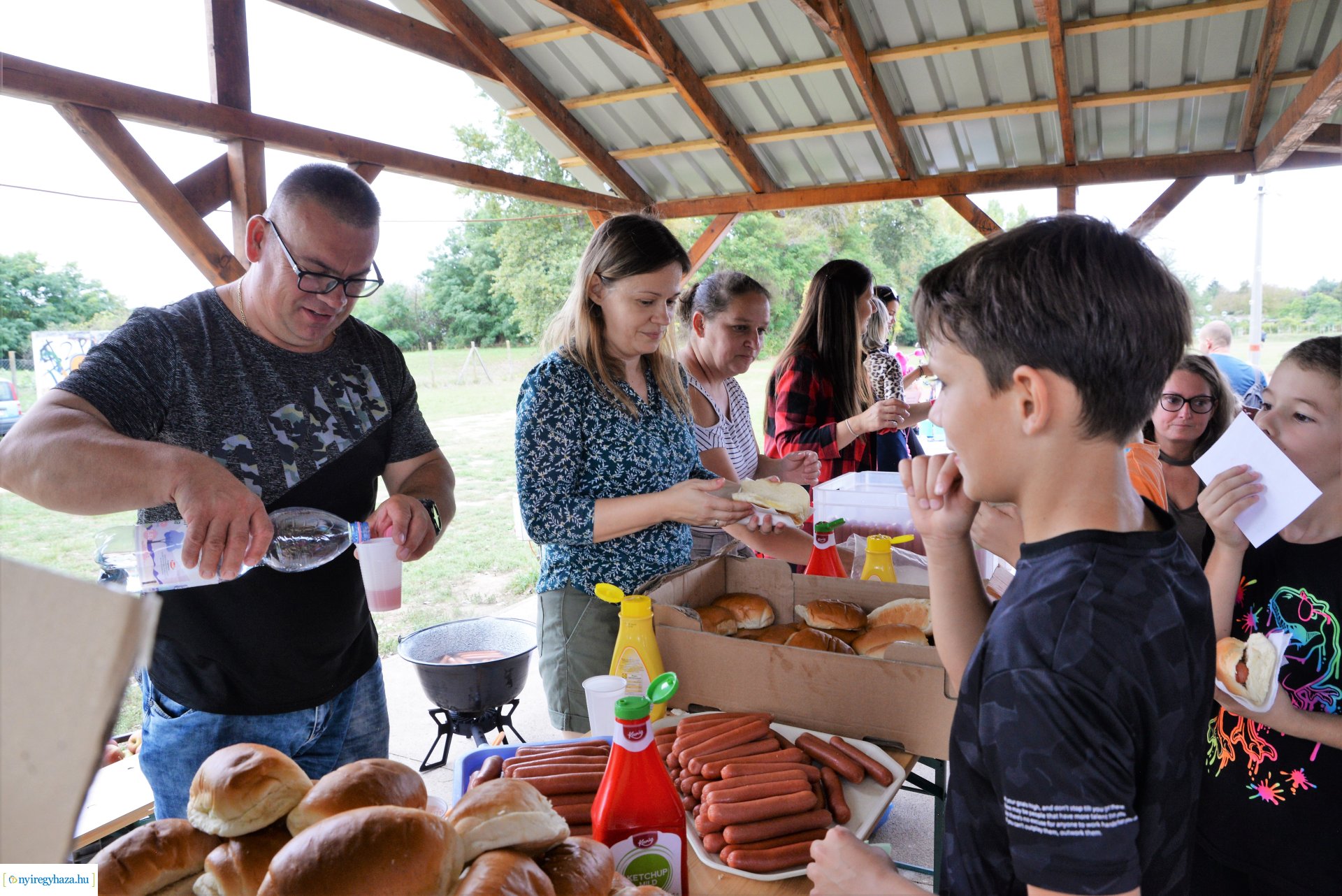 Családi nap és piac nyitás Nyíszőlősön