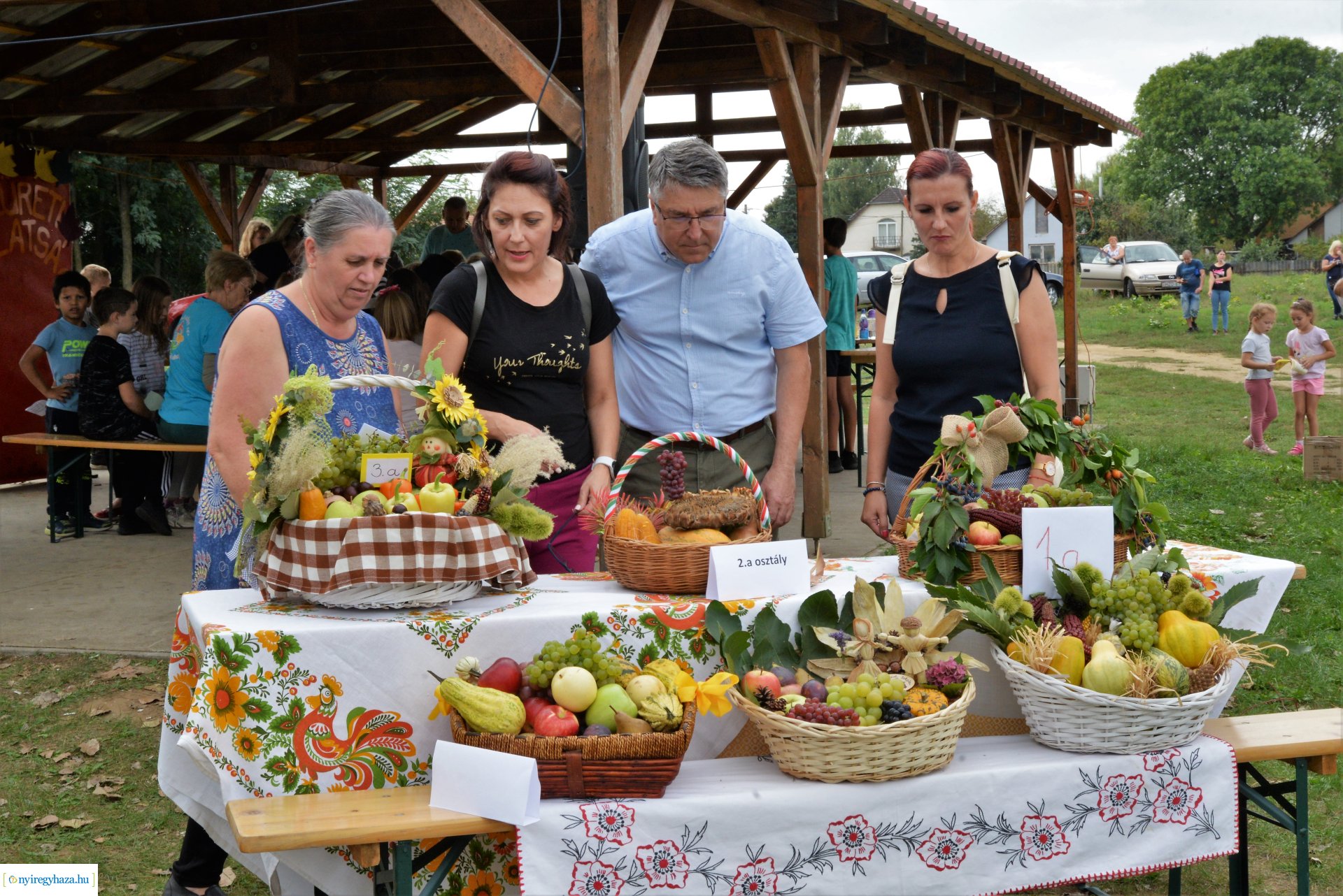 Családi nap és piac nyitás Nyíszőlősön