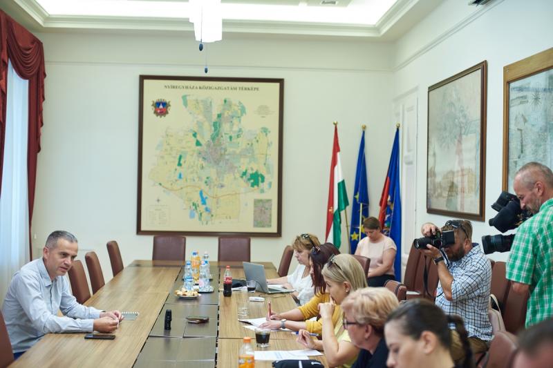 Csapadékvíz-elvezetési rendszer fejlesztése - sajtótájékoztató