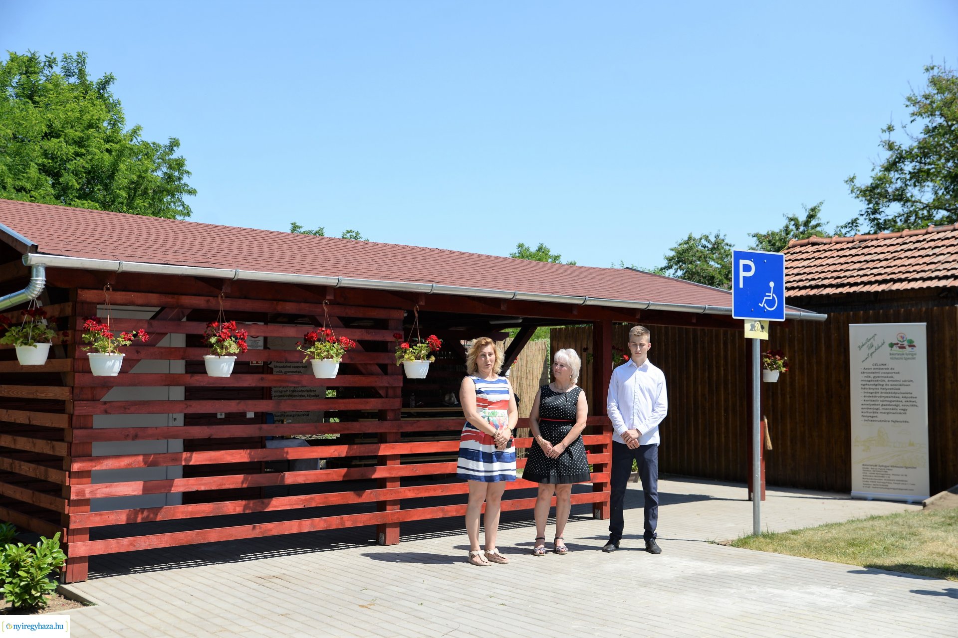 Császárliget - közösségi tér átadás