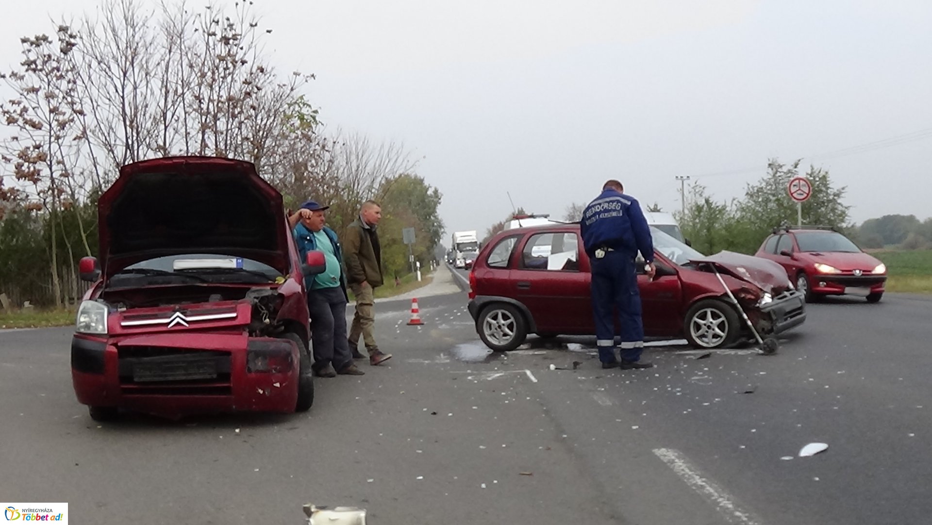 Császárszállásnál történt baleset hétfő délelőtt