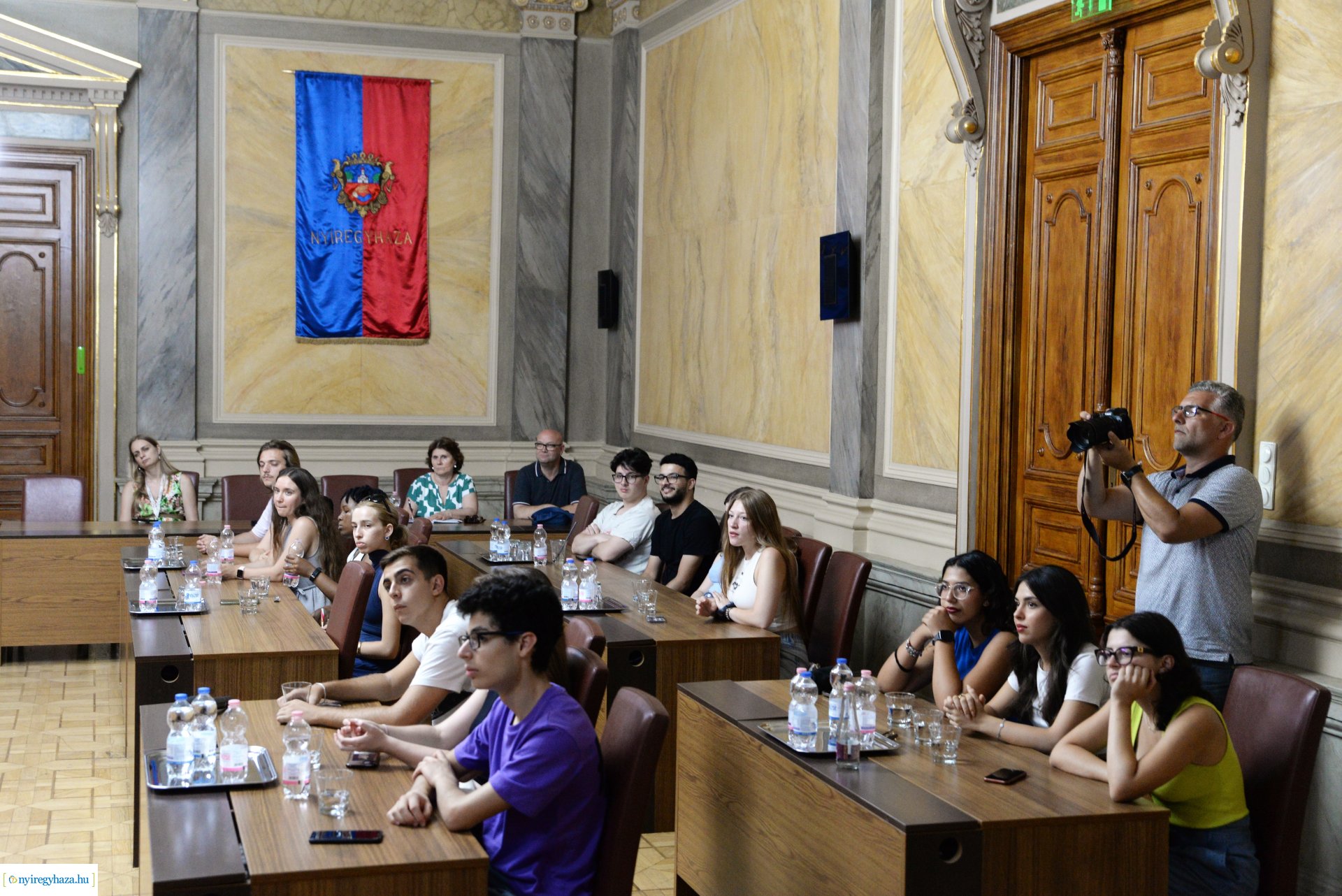 Cserediákok a Városházán 2023-08-28