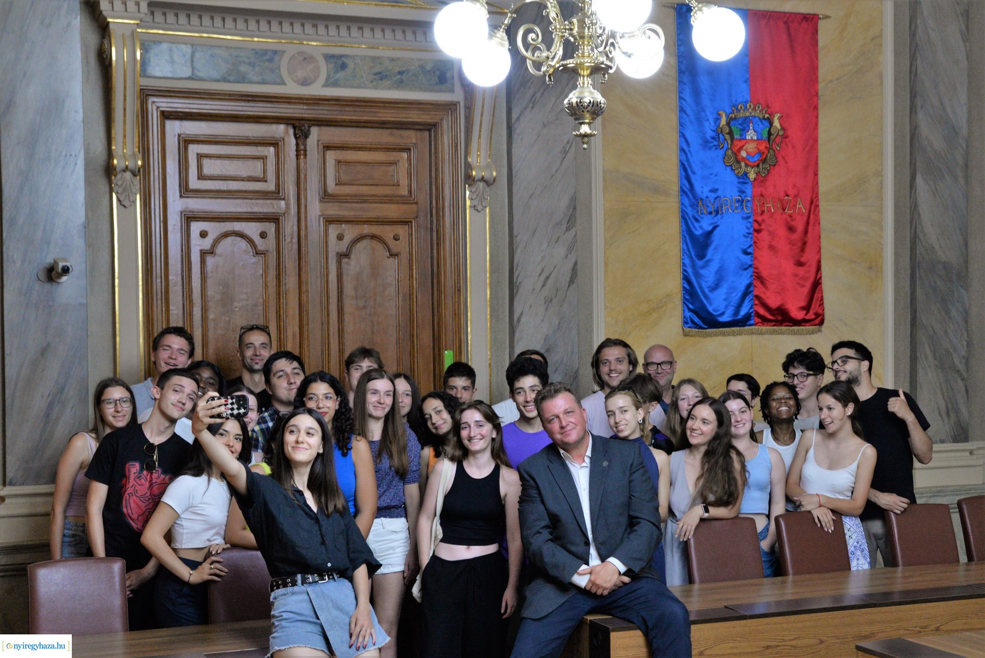 Cserediákok a Városházán 2023-08-28