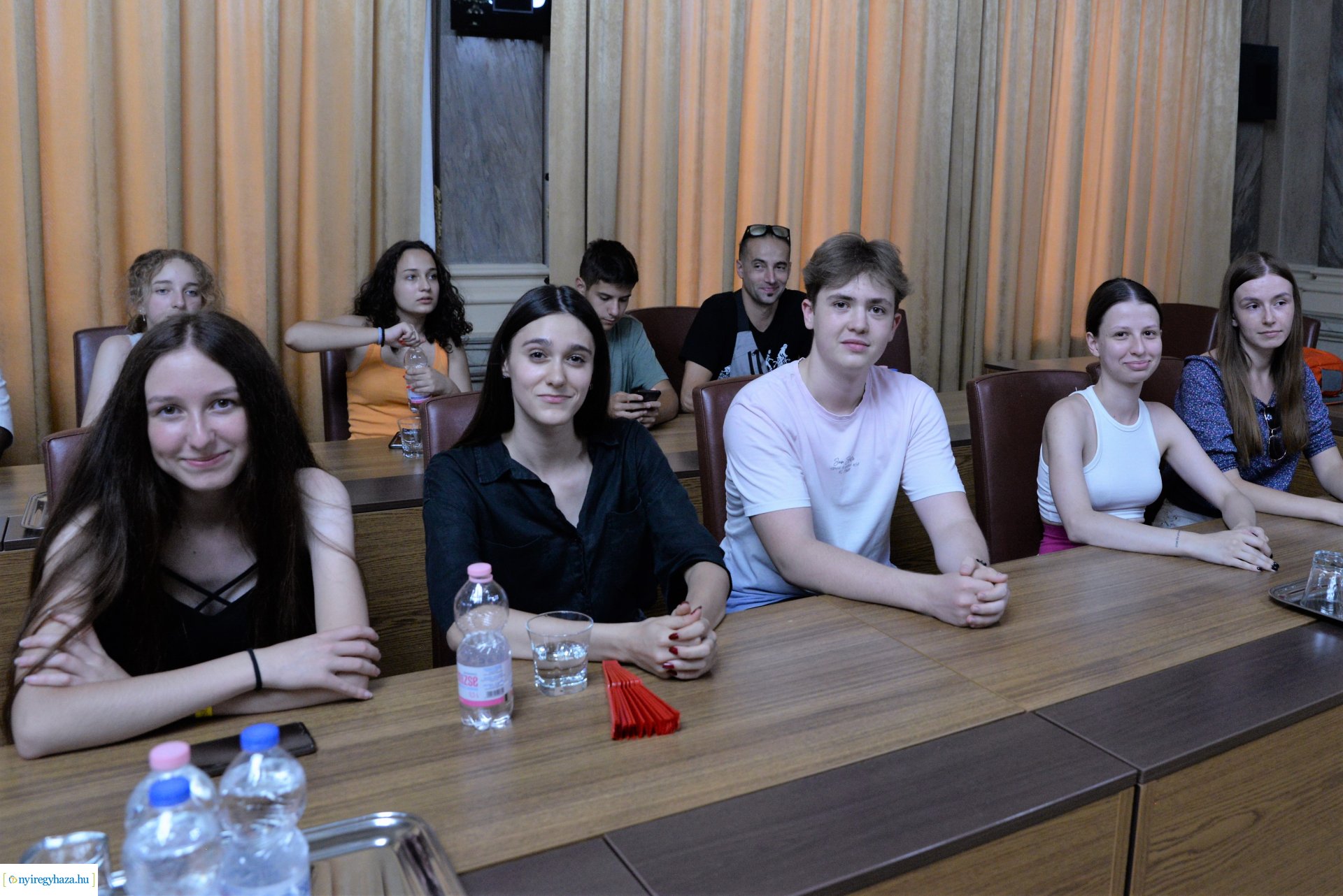Cserediákok a Városházán 2023-08-28