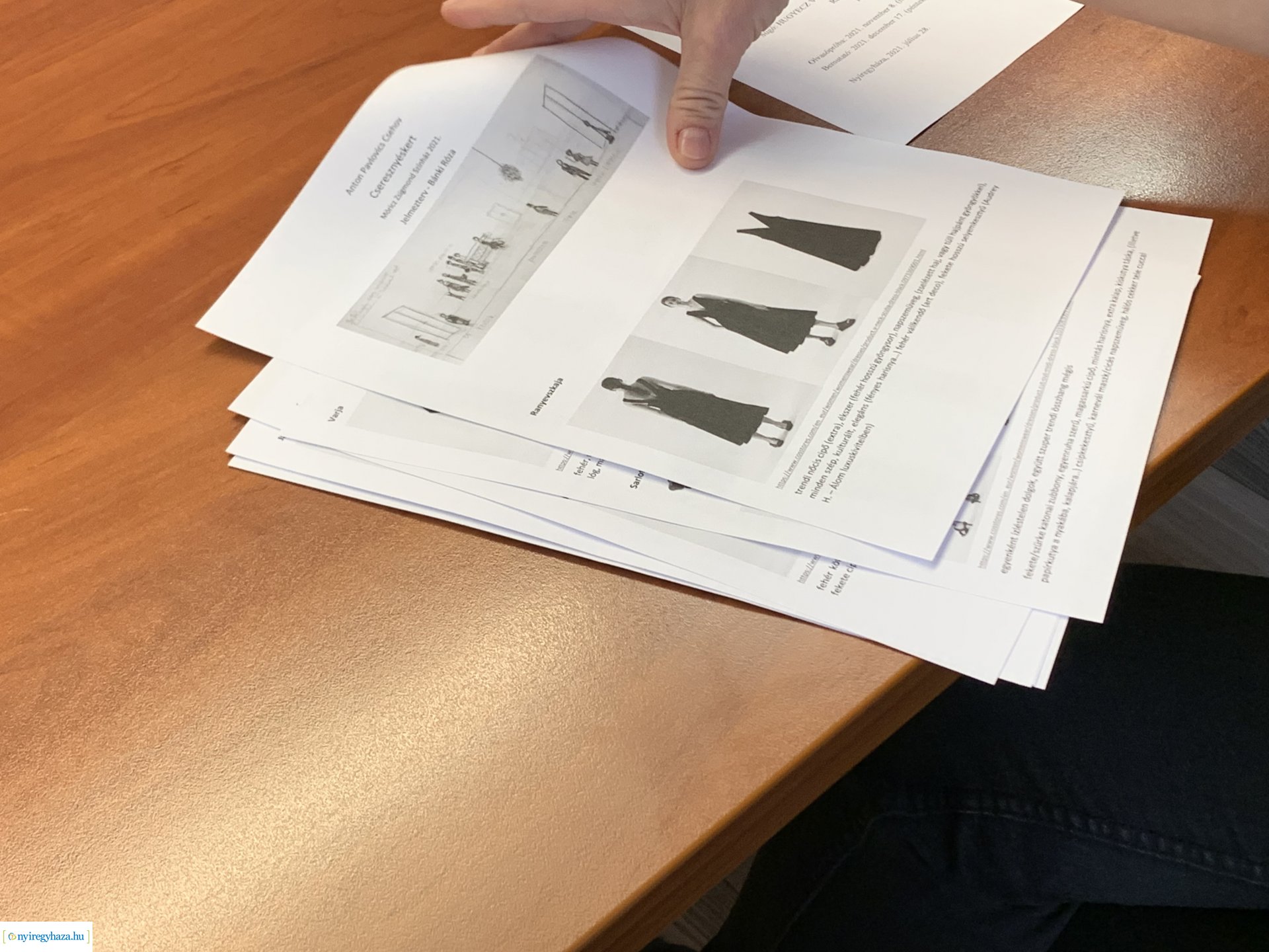 Cseresznyéskert – Díszlet- és jelmeztervek elfogadása a Móricz Zsigmond Színházban