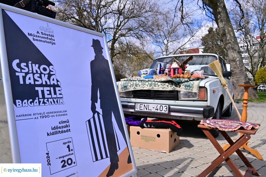 Csíkos táska 2024 promóció