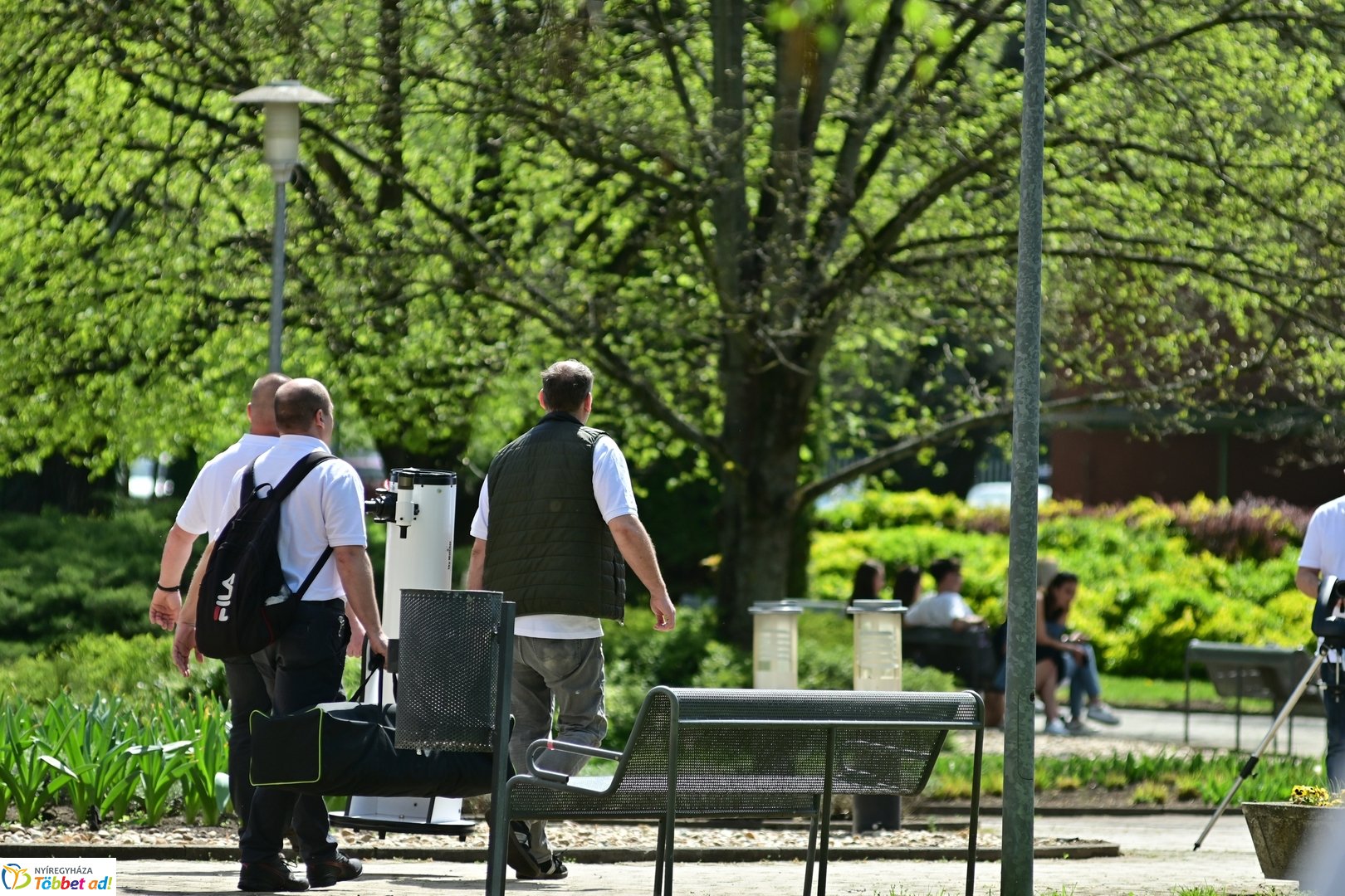 Csillagászok az egyetemen 2025 áprilisában