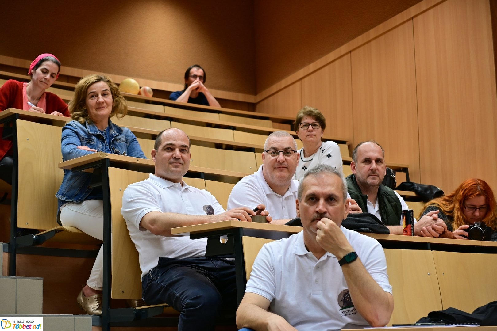 Csillagászok az egyetemen 2025 áprilisában