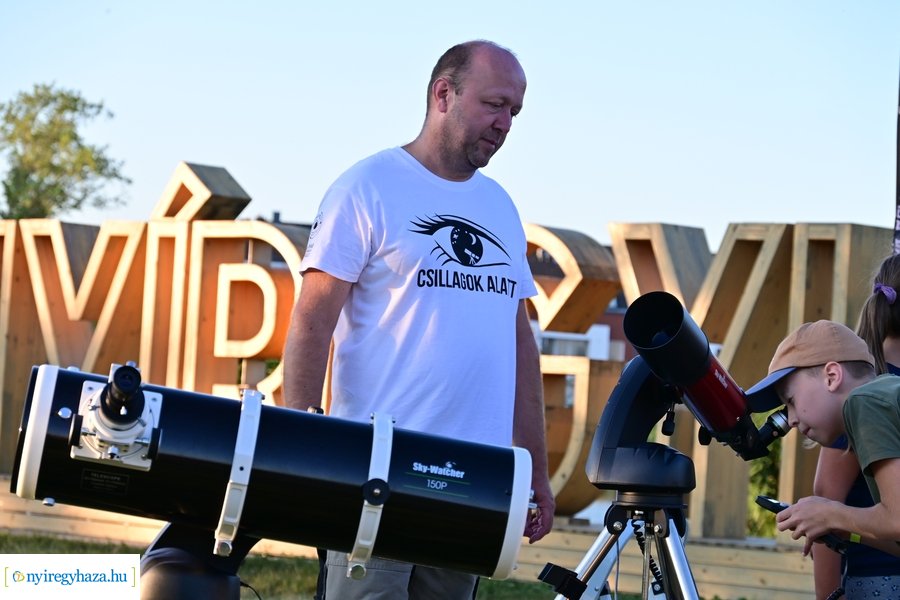 Csillagok alatt a Bujtoson