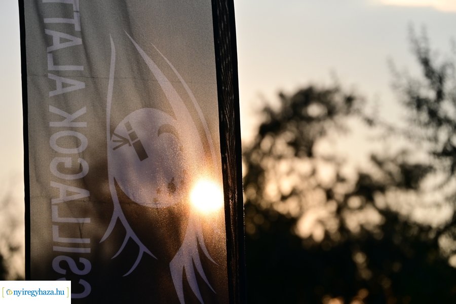 Csillagok alatt a Bujtoson