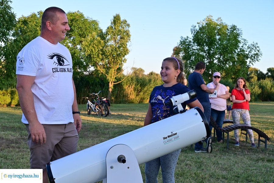 Csillagok alatt a Bujtoson