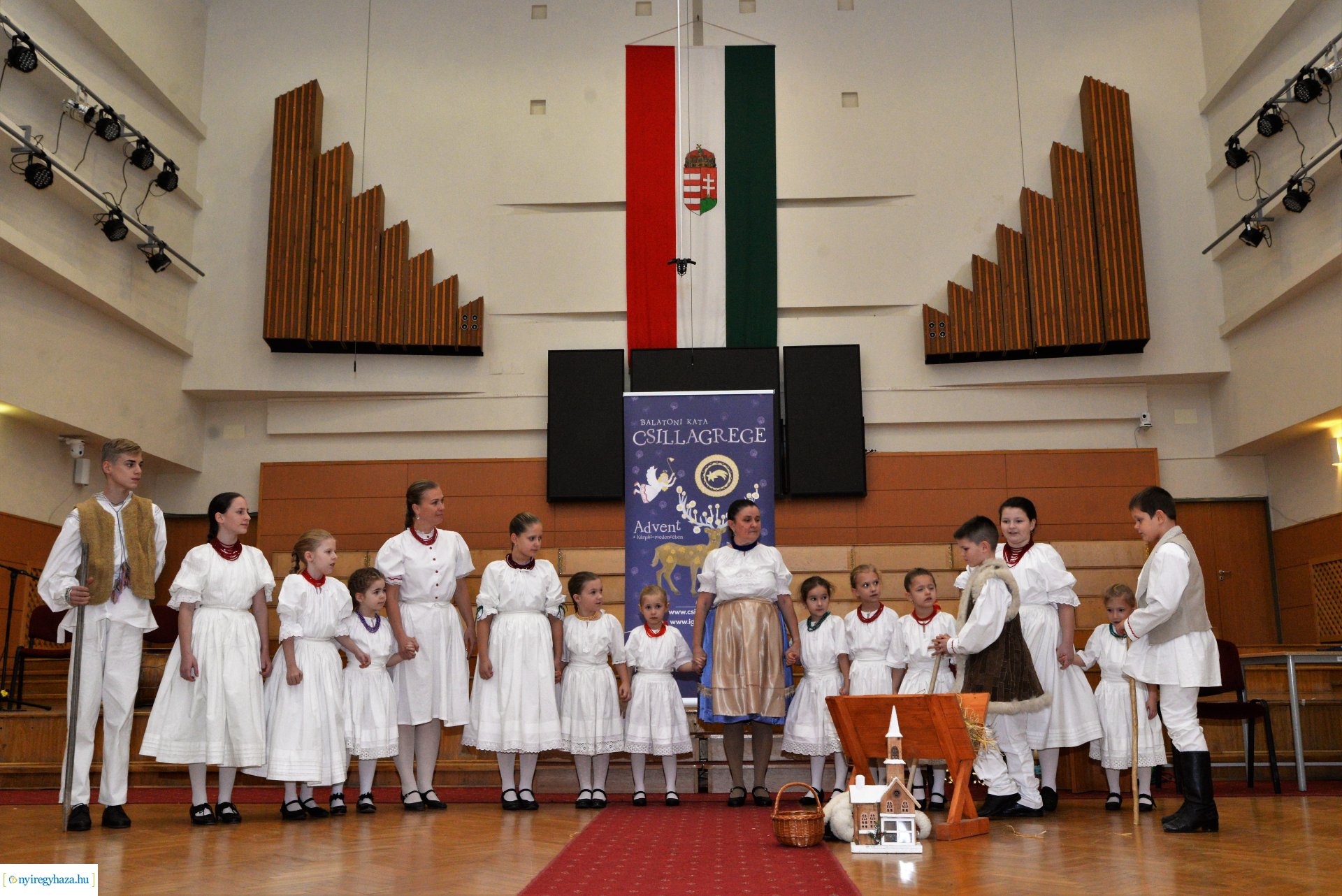 Csillagrege kötetbemutató Nyíregyházán