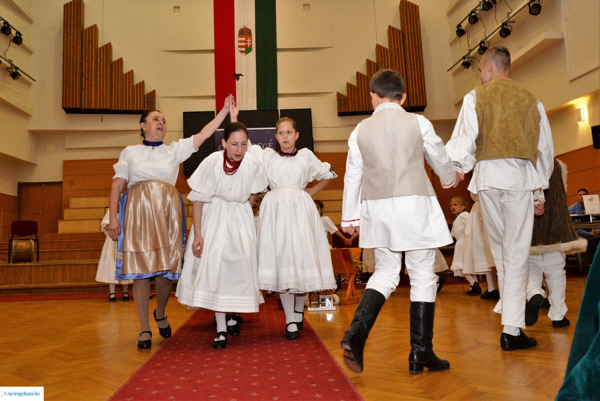 Csillagrege kötetbemutató Nyíregyházán