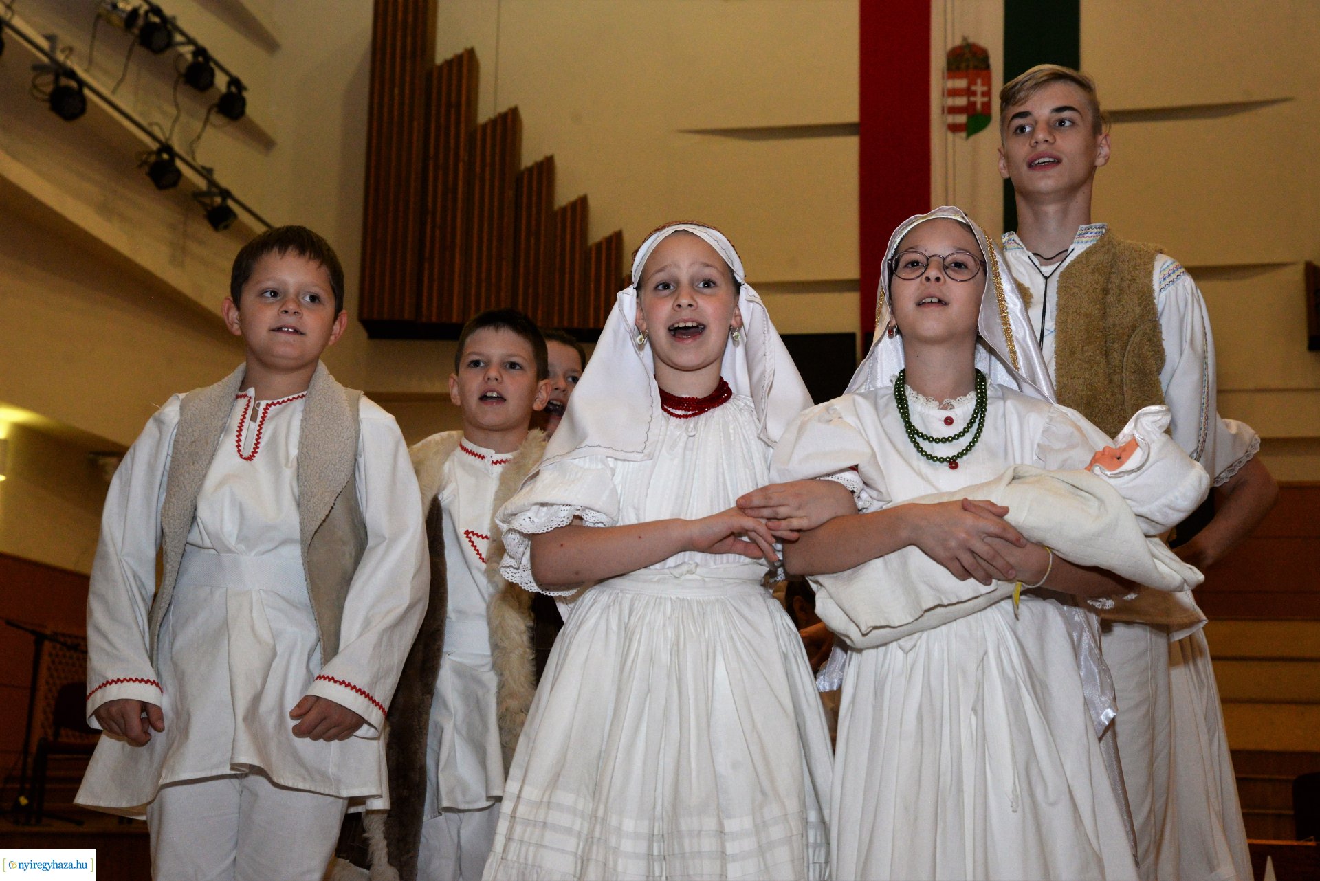 Csillagrege kötetbemutató Nyíregyházán